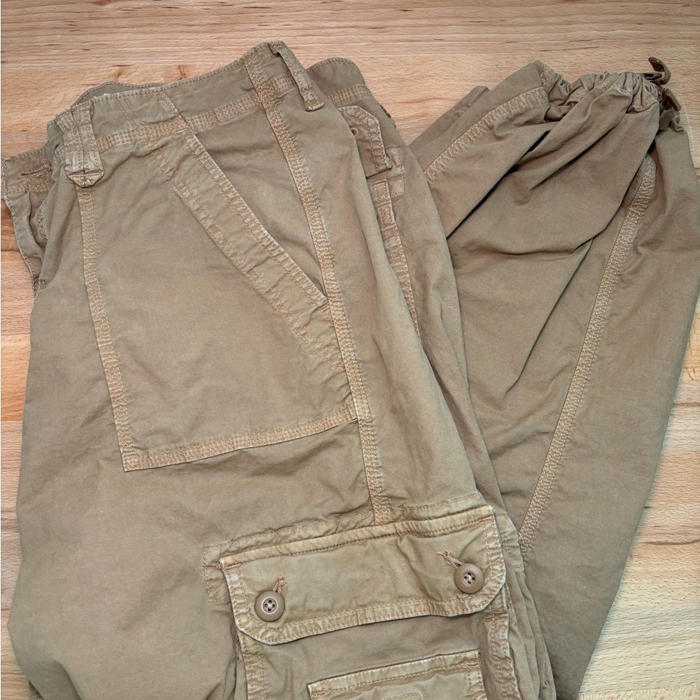 Size 16 cargo pants from American eagle